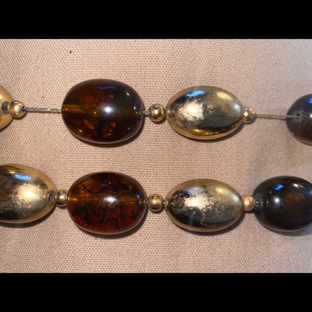 Very Detailed, Vintage Necklace - Picture 3 of 8